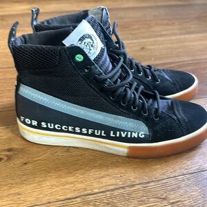 Diesel men’s high Tops!